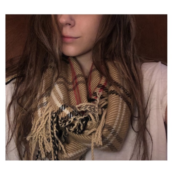 Cejon Accessories - Plaid flannel pattern scarf Cejon Accessories - Plaid flannel pattern scarf